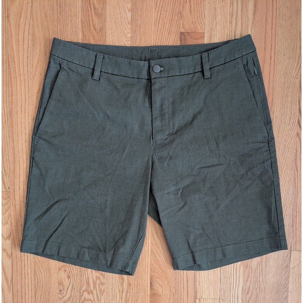 Lululemon Commission Short Classic 9” Mens Size 36 Waist Green Cotton Blend